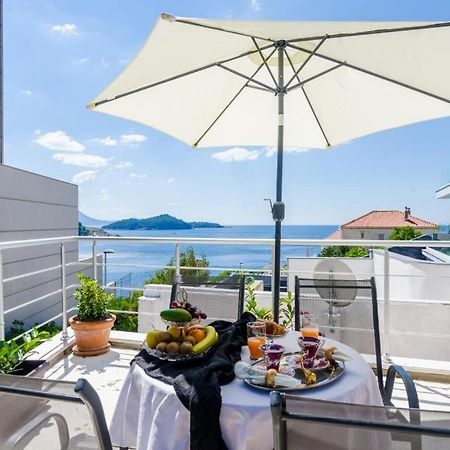 Apartment & Room Lady O Дубровник Екстериор снимка