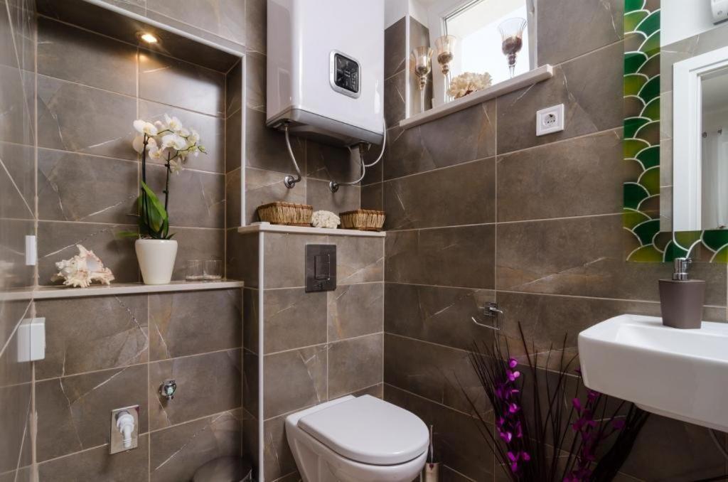 Apartment & Room Lady O Дубровник Екстериор снимка